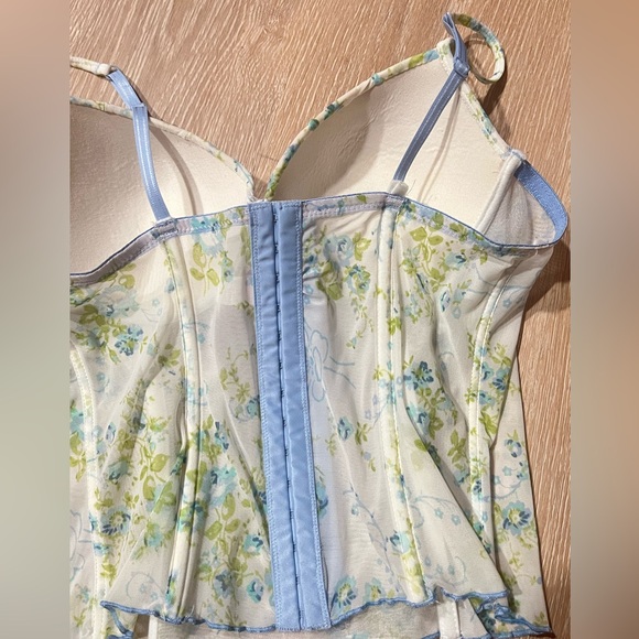 Vintage Corset - Picture 4 of 4